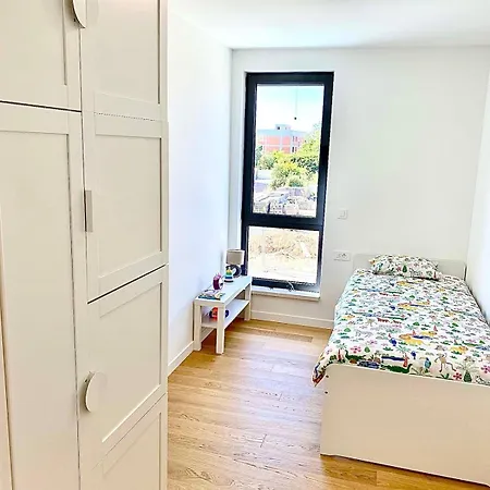 Apartament Nova - Spacious Modern 3-bedroom With Large Terrace *